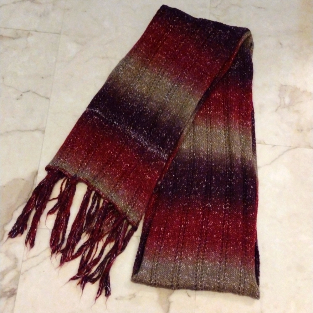 Icing beautifully knit extra long scarf.